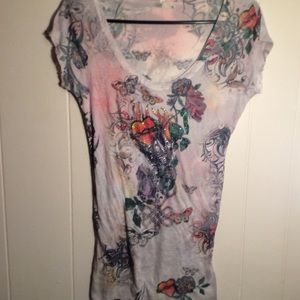 Short sleeve tshirt/ ed hardy looking print